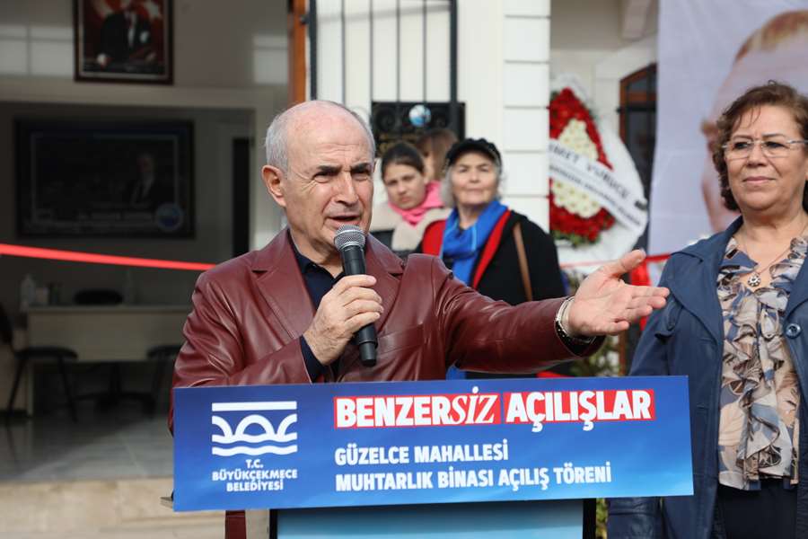 “Muhtarlar demokrasinin eşiğidir”