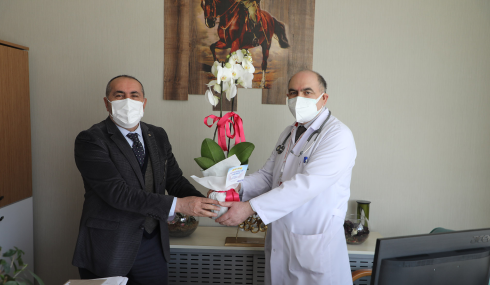 Başkan Akgün, doktor ve sağlık çalışanlarının Tıp Bayramı’nı kutladı