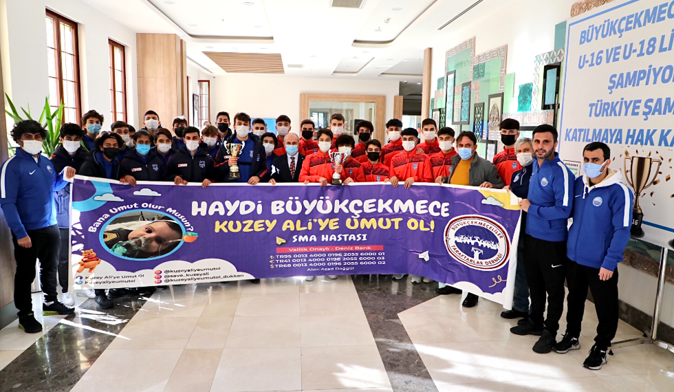 Büyükçekmece Belediyespor U16 ve U18 takımları ilçenin gururu oldu