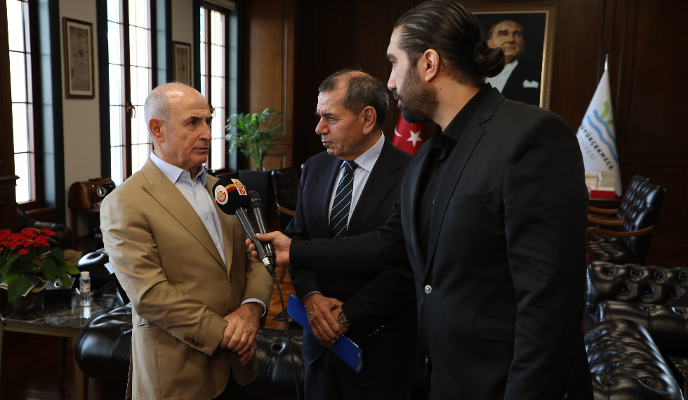 Dursun Özbek, Galatasaray’a Büyükçekmece’de tahsis edilen arazi için resmi ba...
