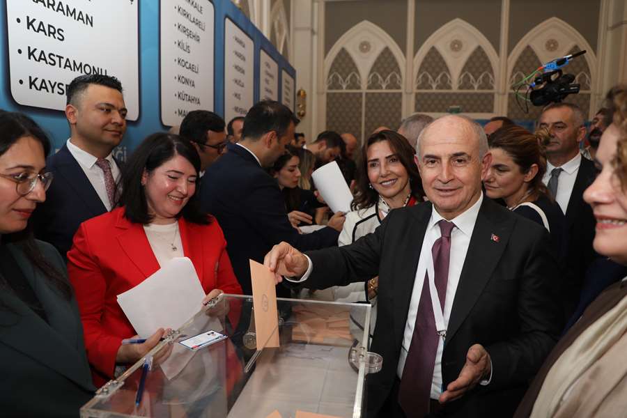 Türkiye Belediyeler Birliği’nin yeni Başkanı Ekrem İmamoğlu seçildi  